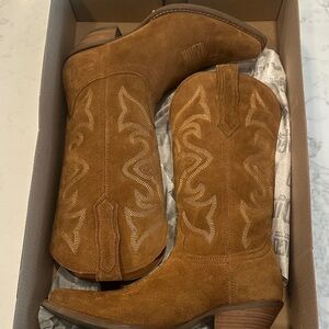 Dingo Out West Camel Boots 8